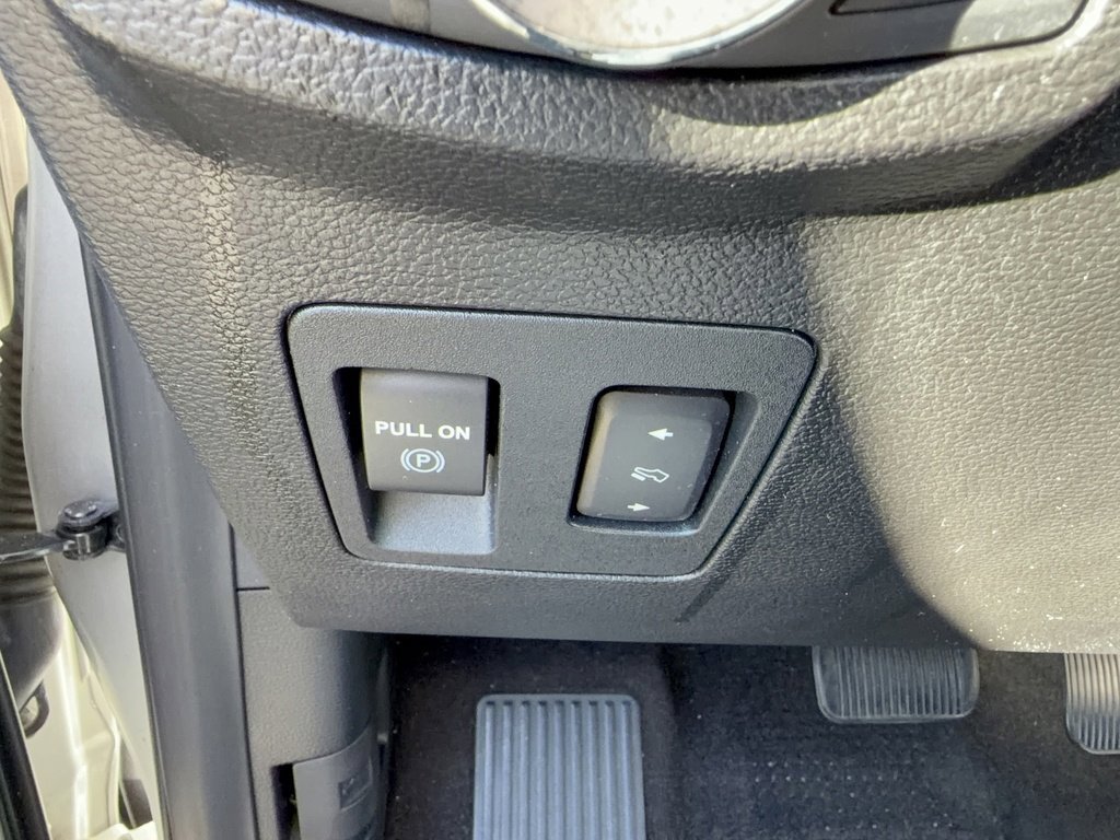 Certified 2019 Ford F150 Lariat image 25