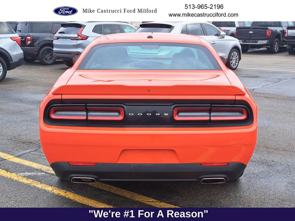 Used 2021 Dodge Challenger SXT w/ Driver Convenience Group image 3