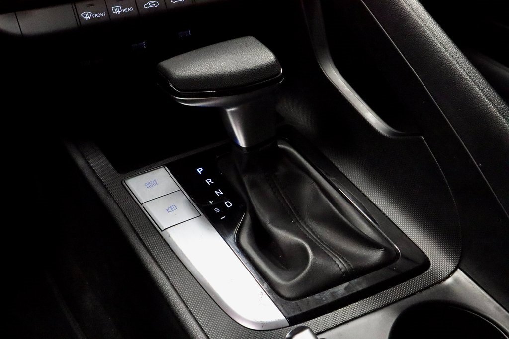 Used 2021 Hyundai Elantra SEL image 30