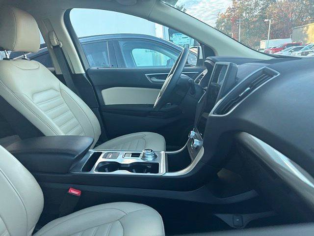 Certified 2023 Ford Edge SEL w/ Convenience Package AWD/4WD image 11