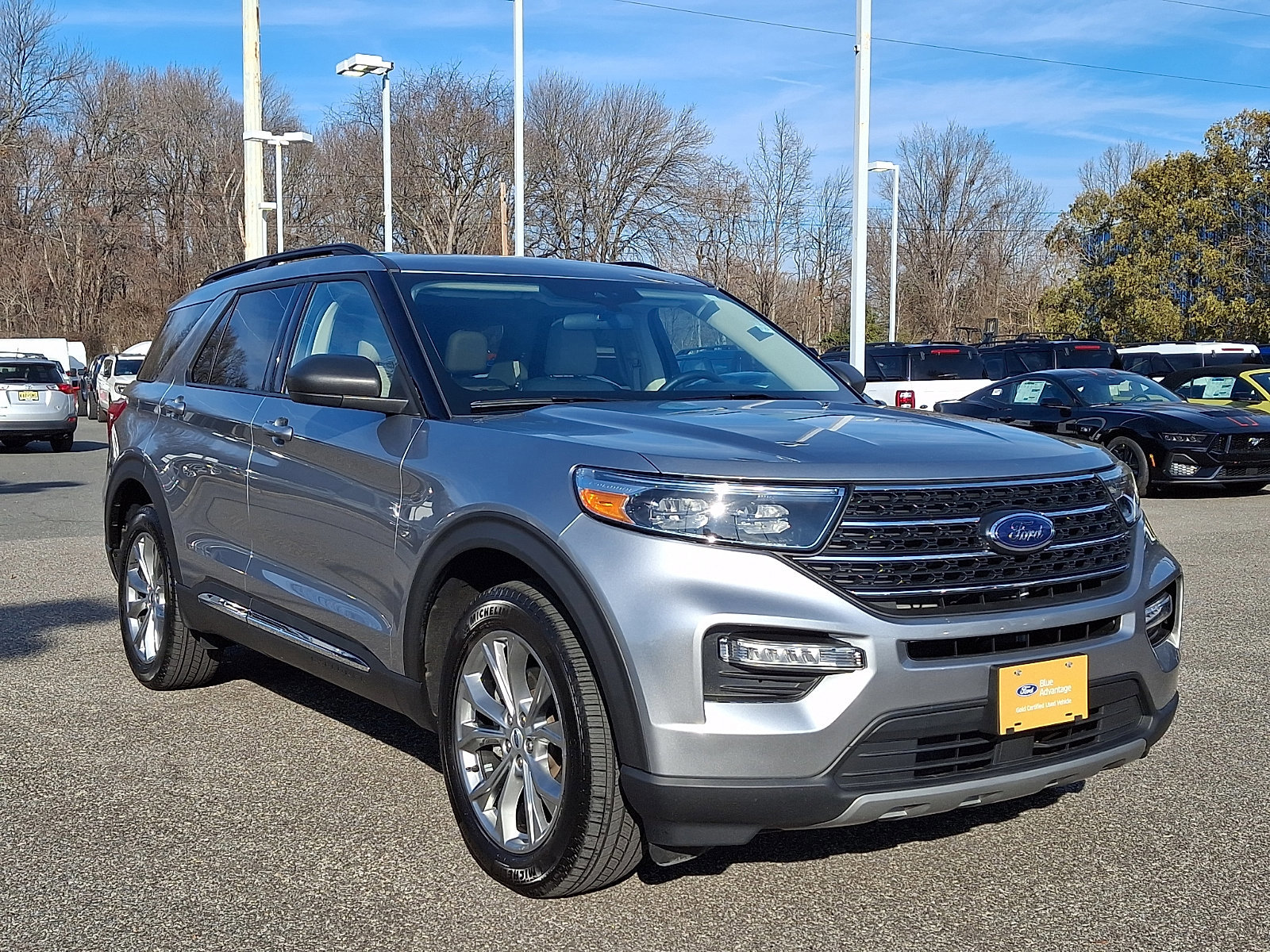 Certified 2024 Ford Explorer XLT w/ Equipment Group 202A image 11