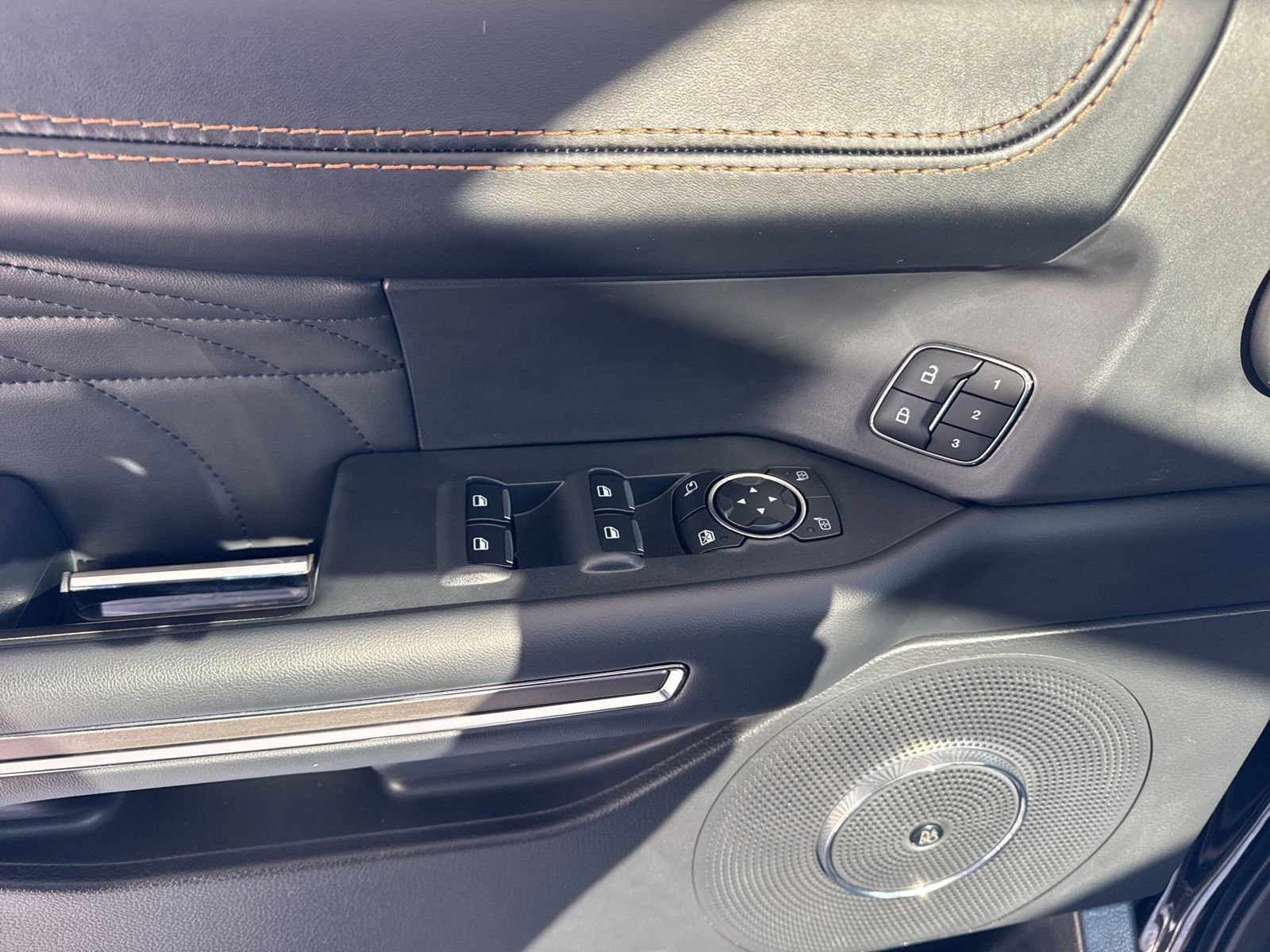 Certified 2023 Ford Expedition Max Platinum image 28