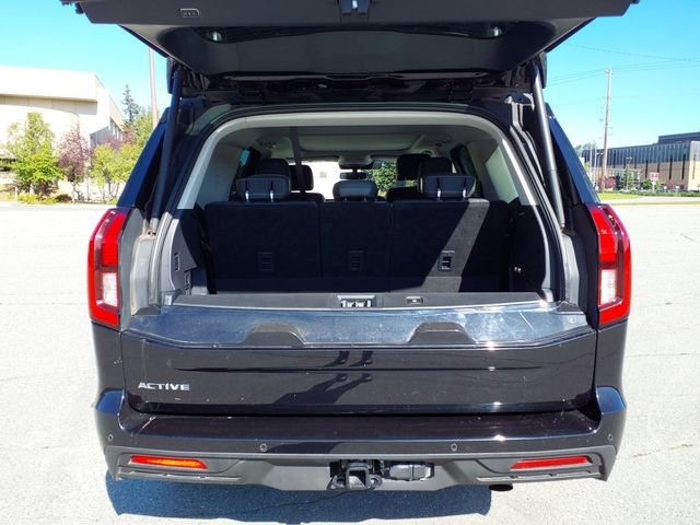 Certified 2025 Ford Expedition Active AWD/4WD image 23