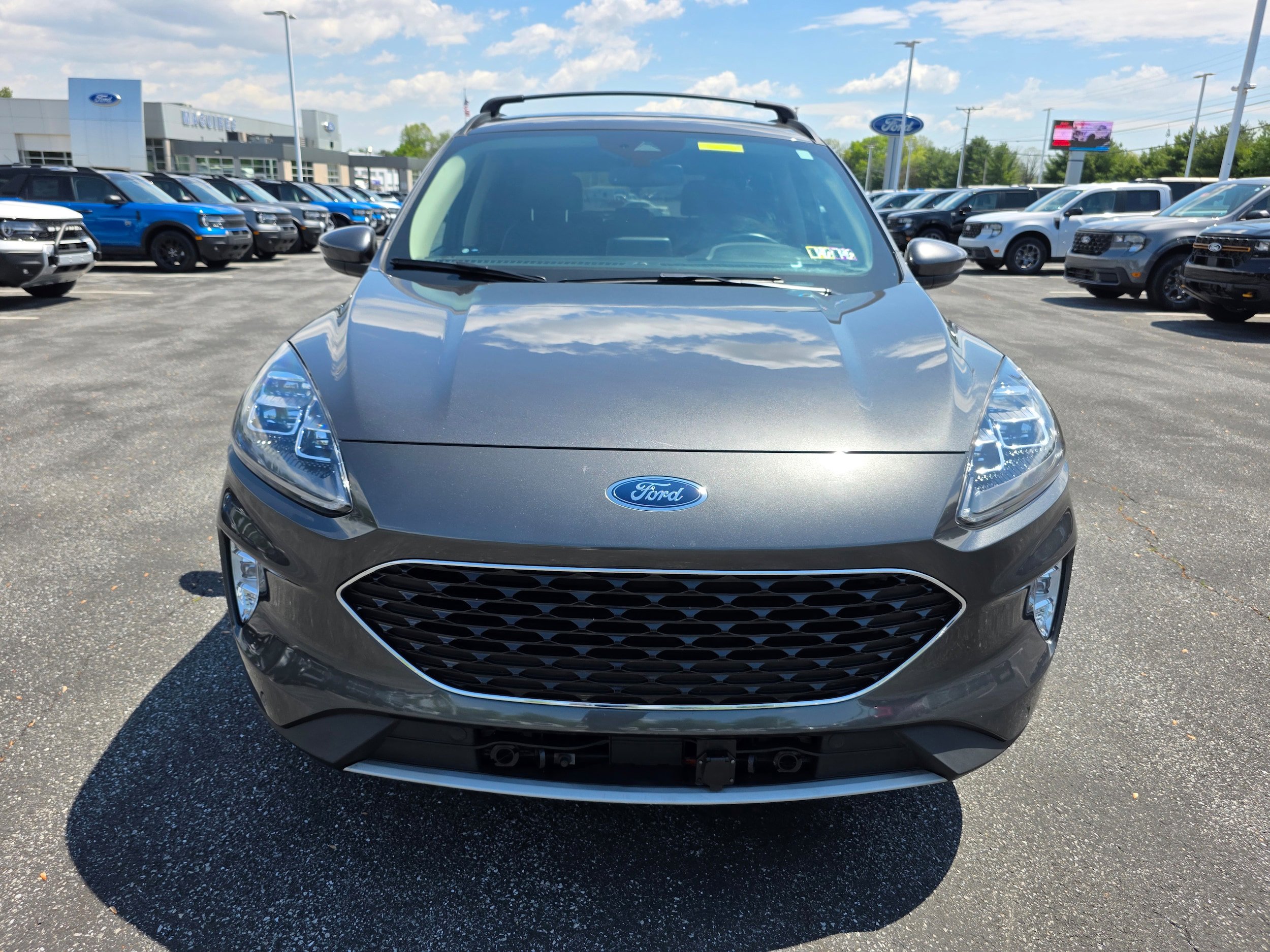 Certified 2020 Ford Escape Titanium FWD image 8