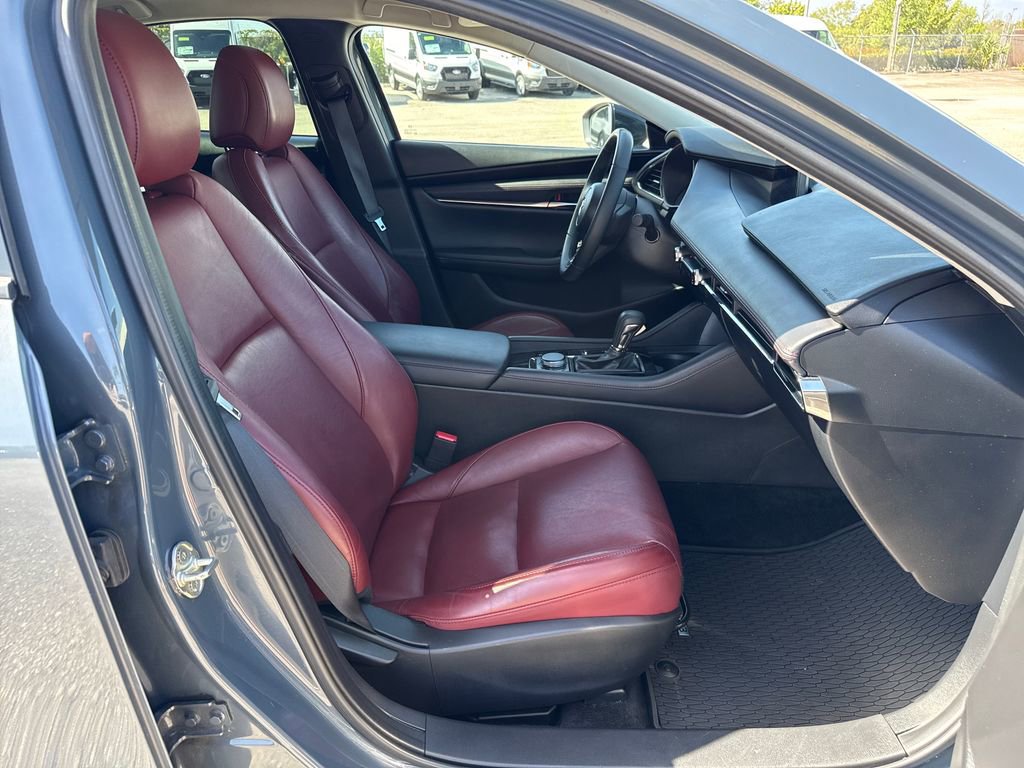 Used 2023 MAZDA MAZDA3 s image 25