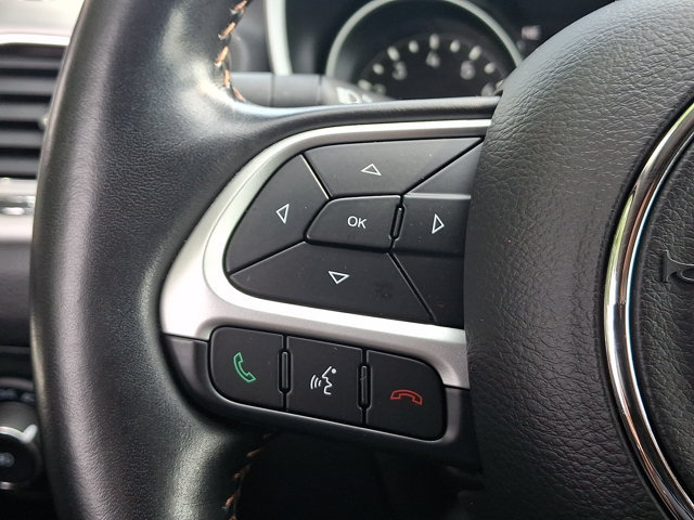 Used 2021 Jeep Compass Latitude w/ Driver Assistance Group AWD/4WD image 29
