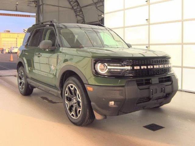 Certified 2025 Ford Bronco Sport Outer Banks w/ Outer Banks Tech Package+ image 3