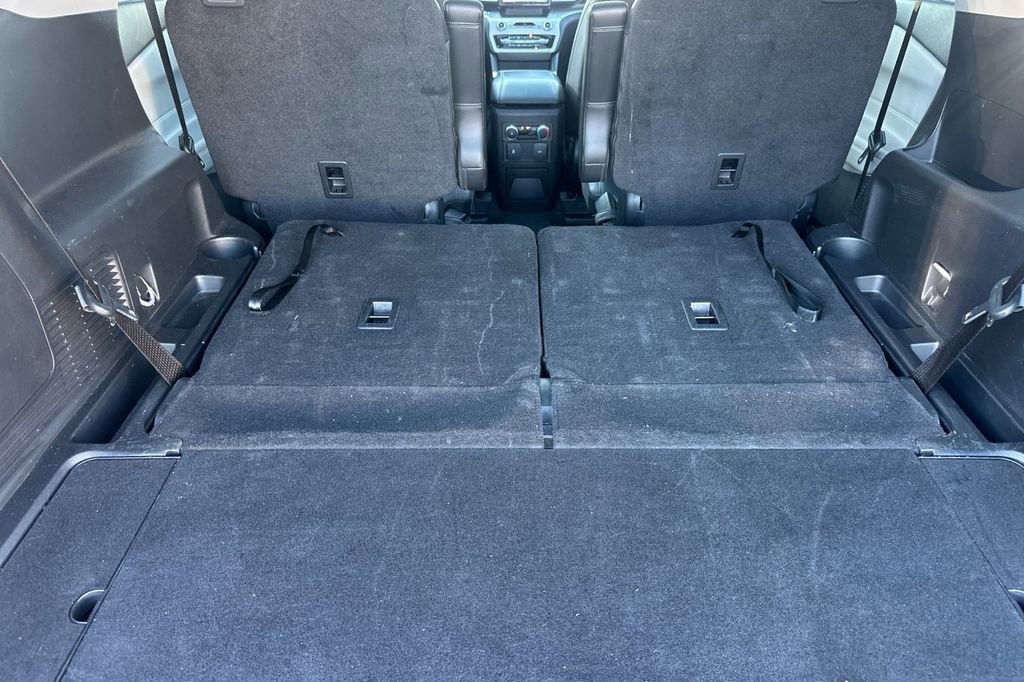 Certified 2023 Ford Explorer XLT w/ Equipment Group 202A image 18