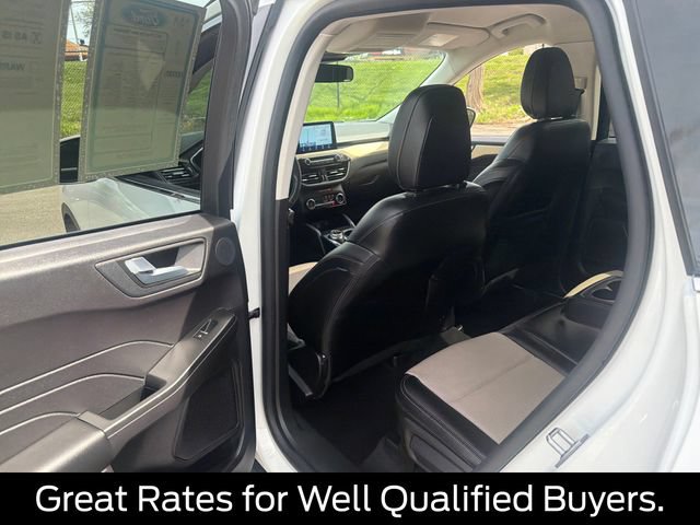 Certified 2022 Ford Escape Titanium w/ Titanium Elite Package AWD/4WD image 26