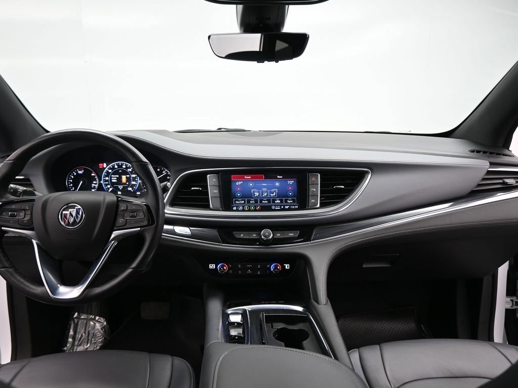 Used 2024 Buick Enclave Premium image 51