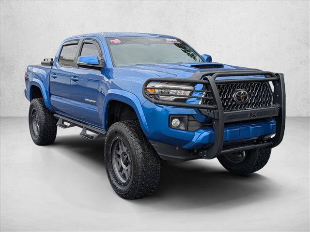 Used 2018 Toyota Tacoma TRD Sport w/ Technology Package AWD/4WD image 3