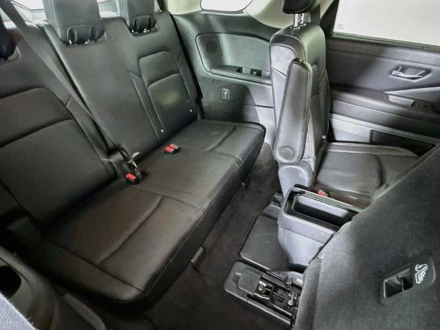 Used 2023 Nissan Pathfinder SL w/ SL Premium Package AWD/4WD image 28