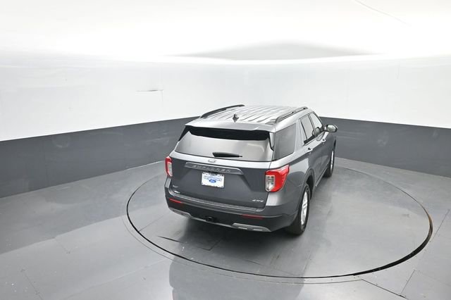 Certified 2022 Ford Explorer XLT w/ Equipment Group 202A image 25