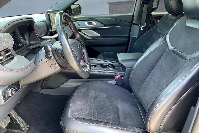 Certified 2025 Ford Explorer ST AWD/4WD image 21