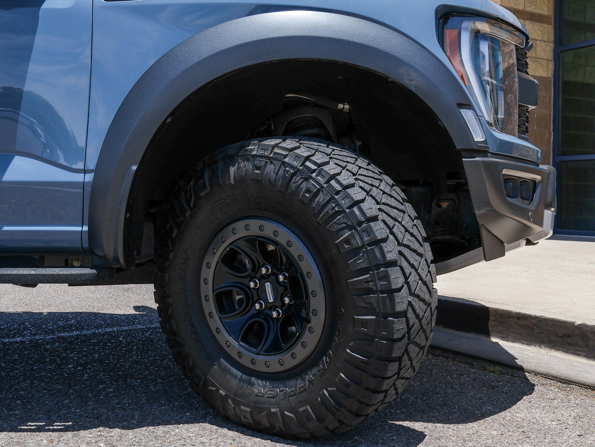 Certified 2023 Ford F150 Raptor w/ Raptor Carbon Fiber Package AWD/4WD image 13