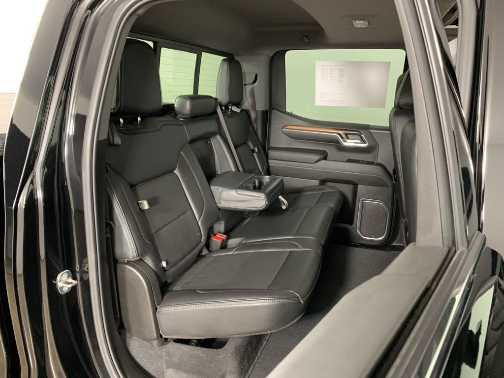 Used 2024 GMC Sierra 1500 Denali w/ Denali Reserve Package AWD/4WD image 39