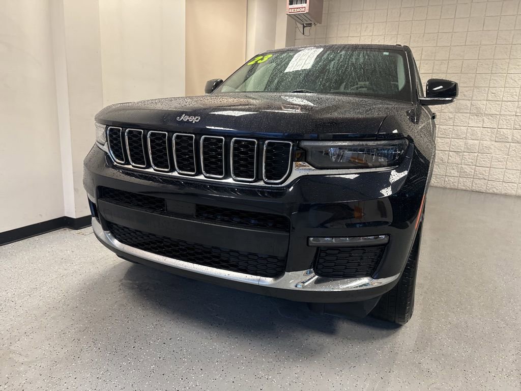 Used 2023 Jeep Grand Cherokee L Limited image 13