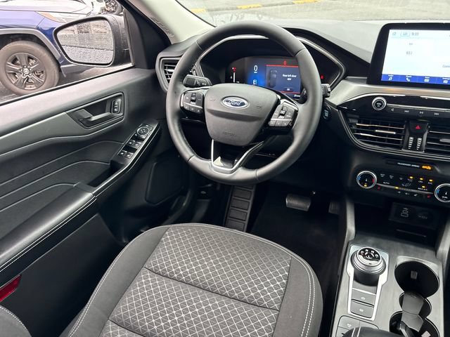 Certified 2024 Ford Escape Active AWD/4WD image 30
