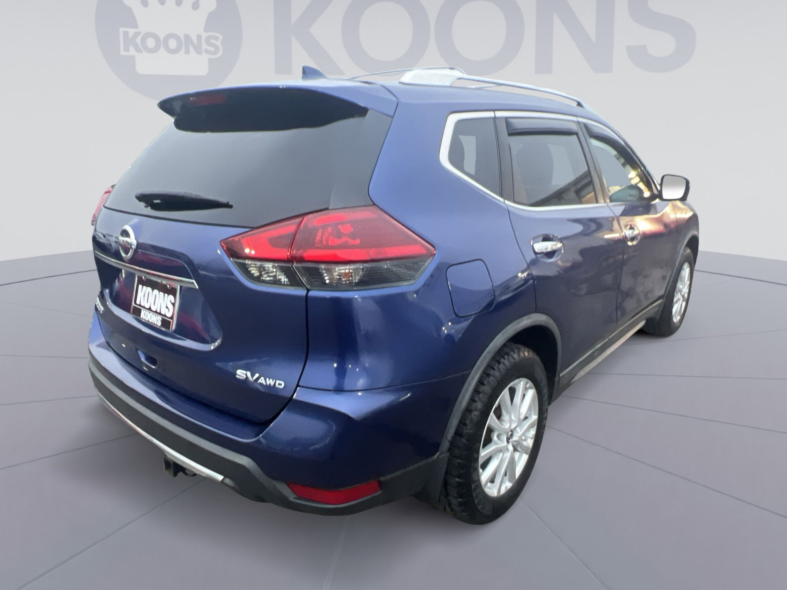 Used 2018 Nissan Rogue SV w/ Premium Package image 7