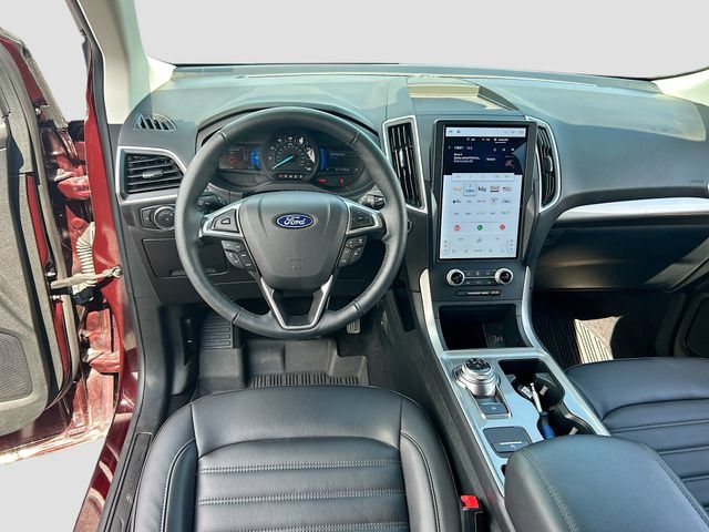 Certified 2024 Ford Edge SEL w/ Convenience Package AWD/4WD image 30