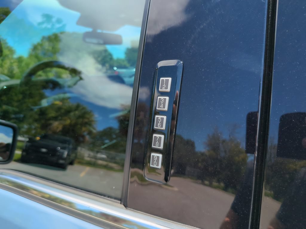 Certified 2023 Ford F150 Lariat w/ Trailer Tow Package AWD/4WD image 20