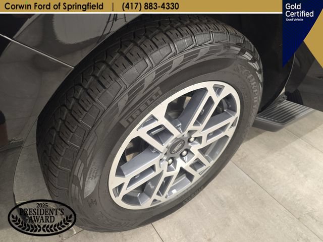 Certified 2025 Ford Expedition Active AWD/4WD image 44
