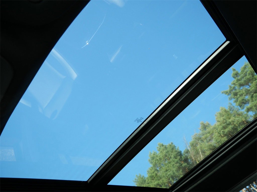 Certified 2023 Ford F150 Lariat w/ Equipment Group 502A High image 27