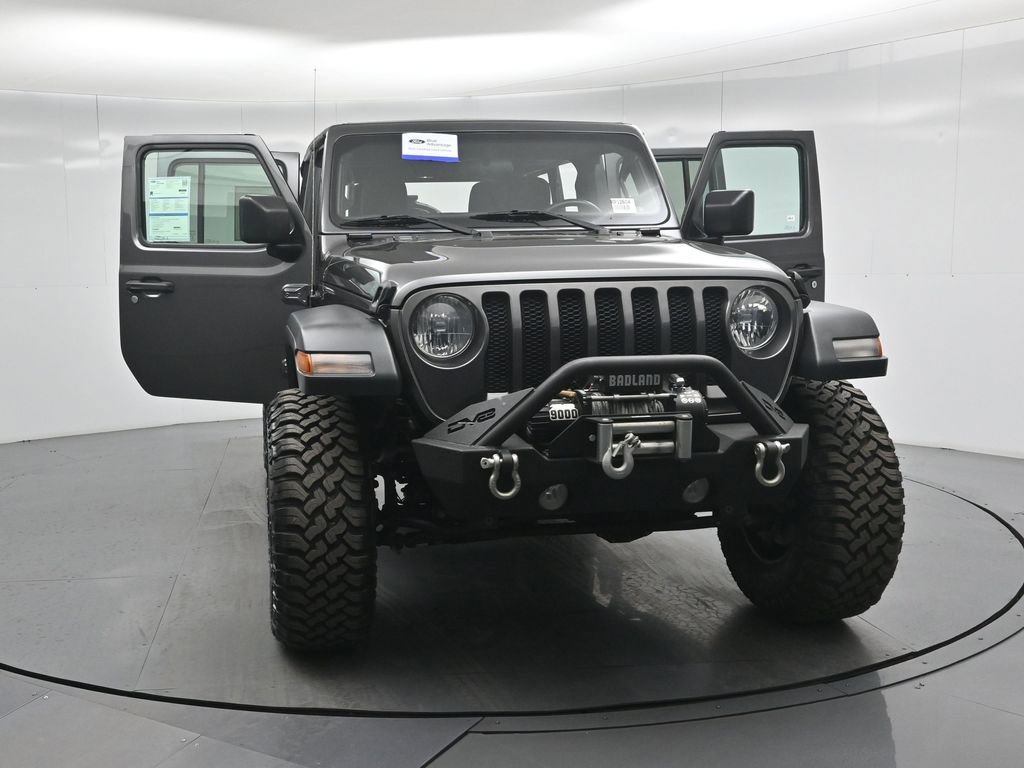 Used 2018 Jeep Wrangler Unlimited Sport image 27