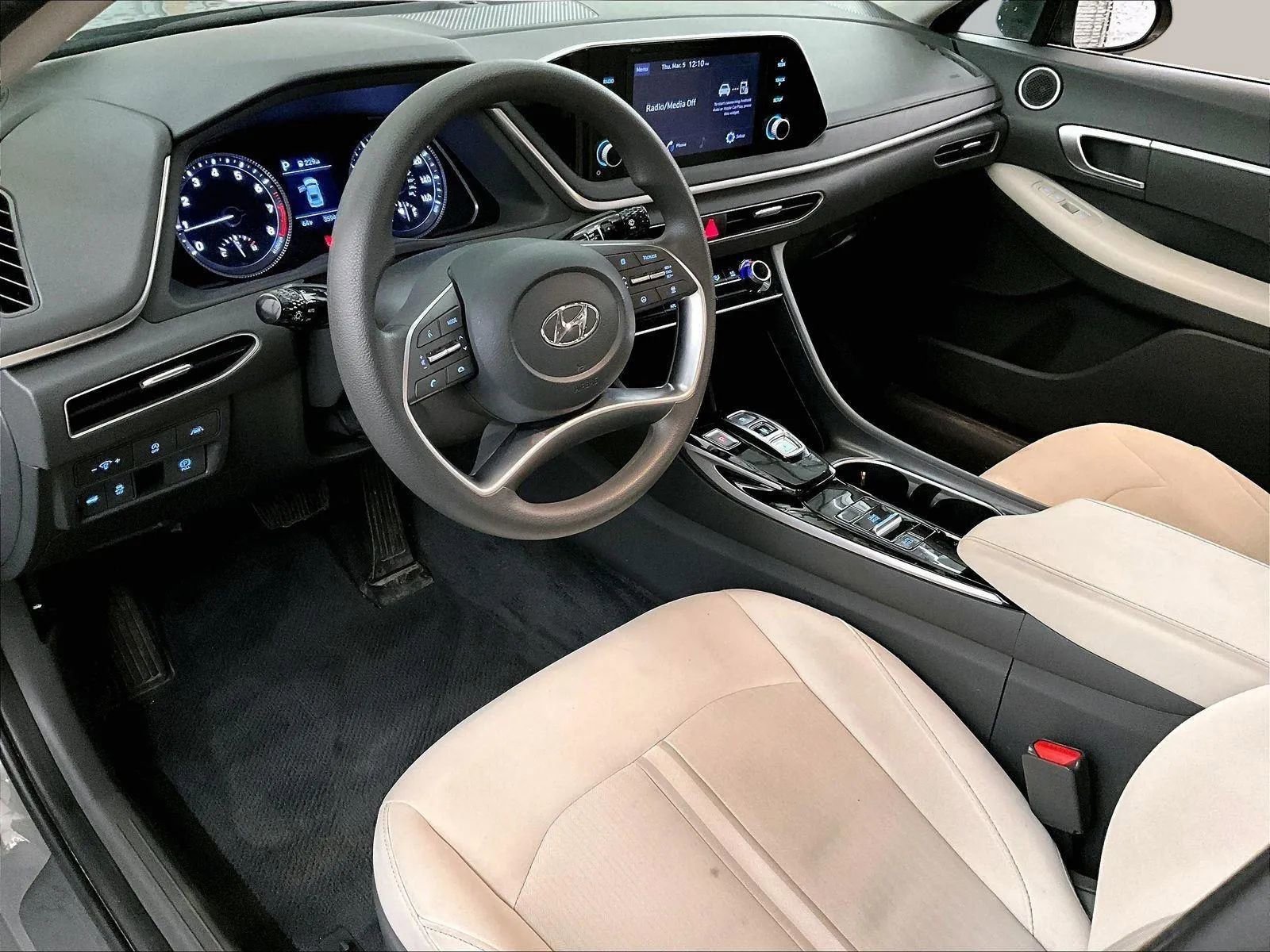 Used 2023 Hyundai Sonata SE FWD image 12