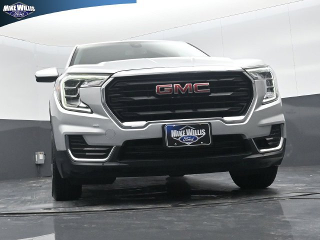 Used 2022 GMC Terrain SLE FWD image 18
