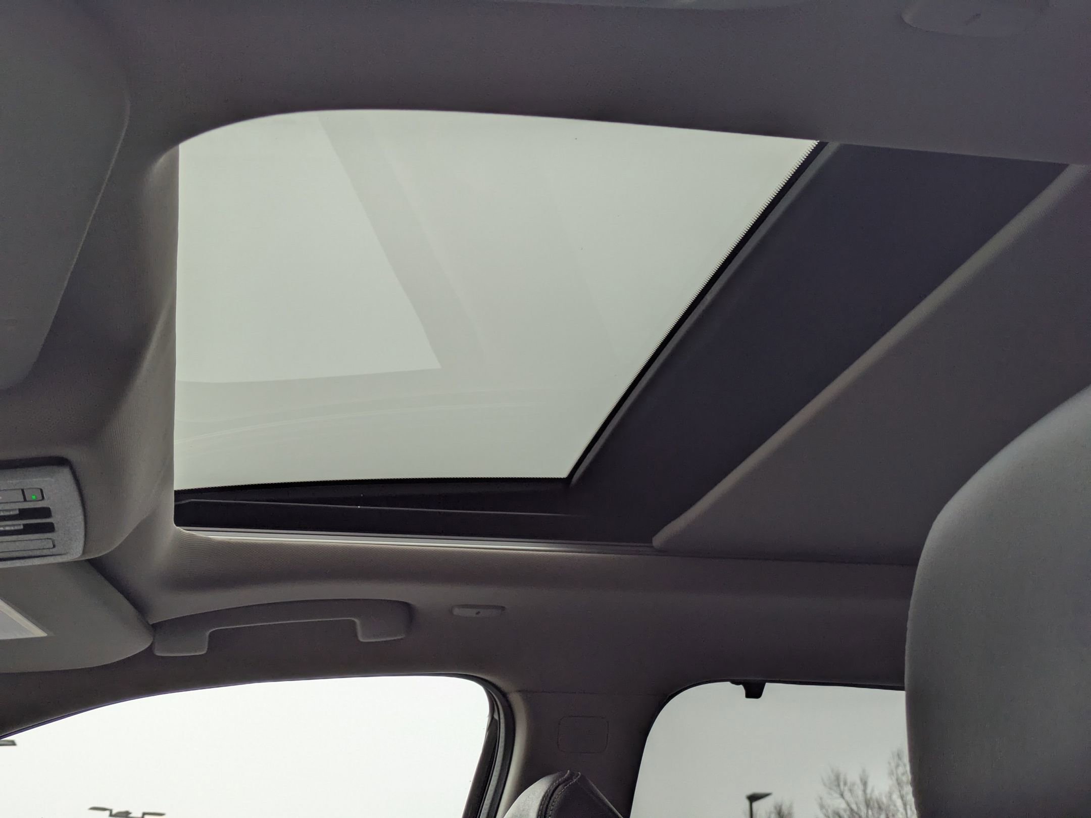 Used 2022 Nissan Rogue SL w/ SL Premium Package image 14