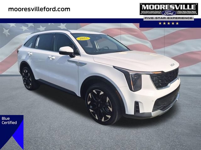 Used 2025 Kia Sorento EX