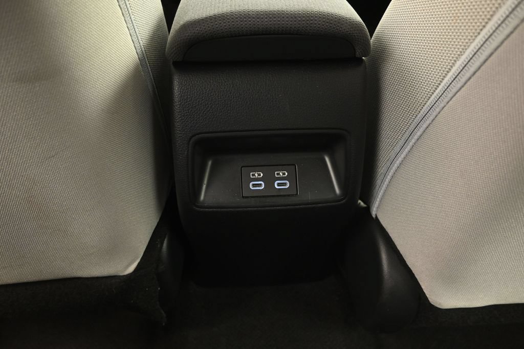 Used 2025 Toyota Corolla LE w/ Convenience Package FWD image 21