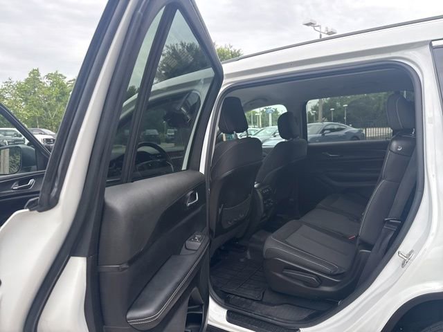 Used 2024 Jeep Grand Cherokee L Laredo AWD/4WD image 14