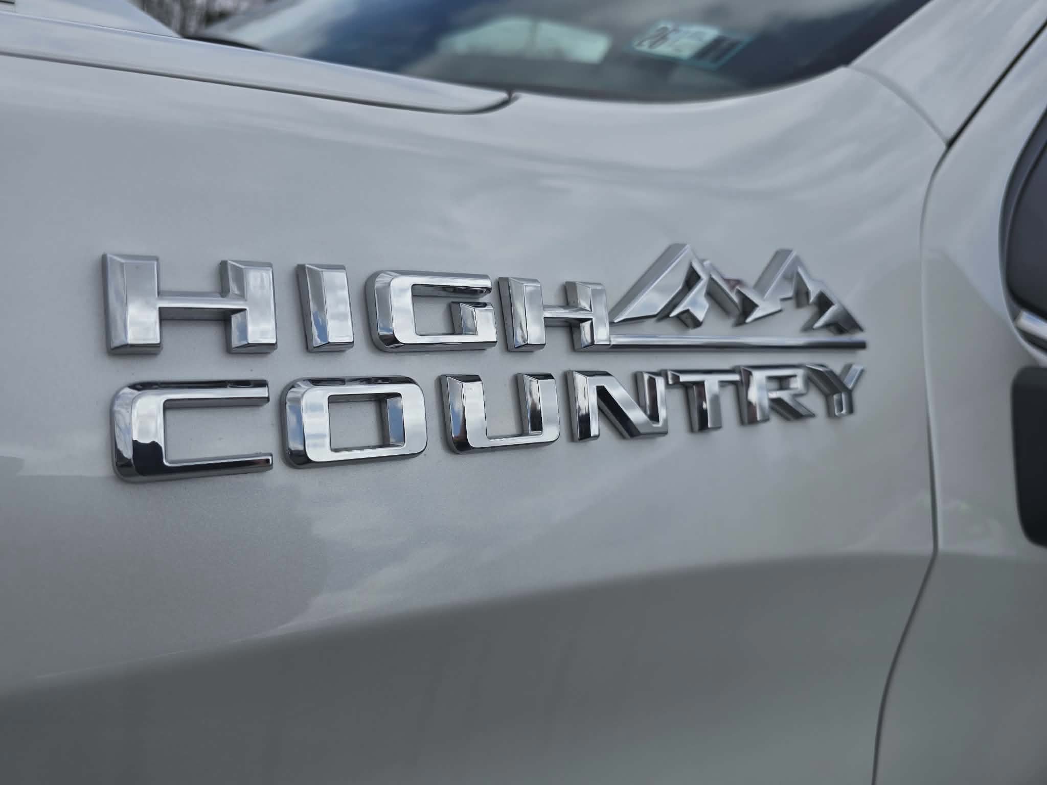 Used 2024 Chevrolet Silverado 1500 High Country w/ High Country Premium Package image 10
