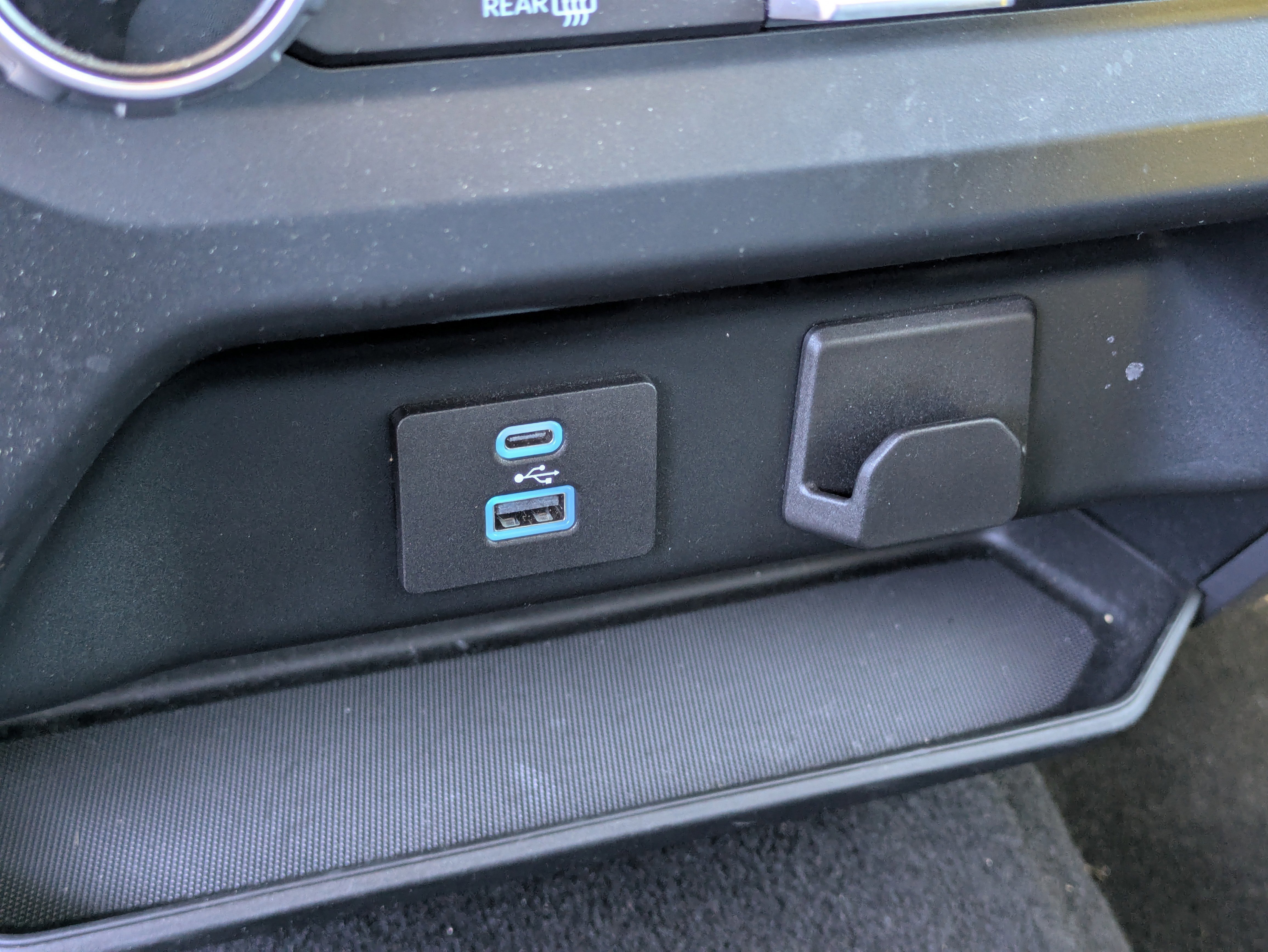 Certified 2022 Ford F150 XLT w/ Equipment Group 301A Mid image 28