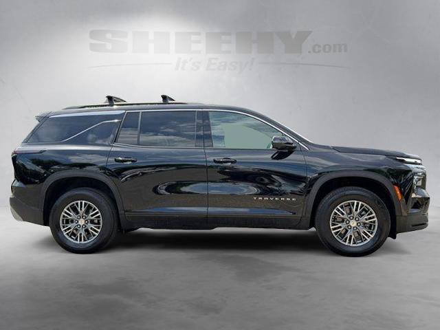 Used 2025 Chevrolet Traverse LT w/ Driver Confidence Package AWD/4WD image 10