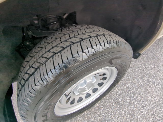 Used 2023 Chevrolet Colorado W/T RWD image 12