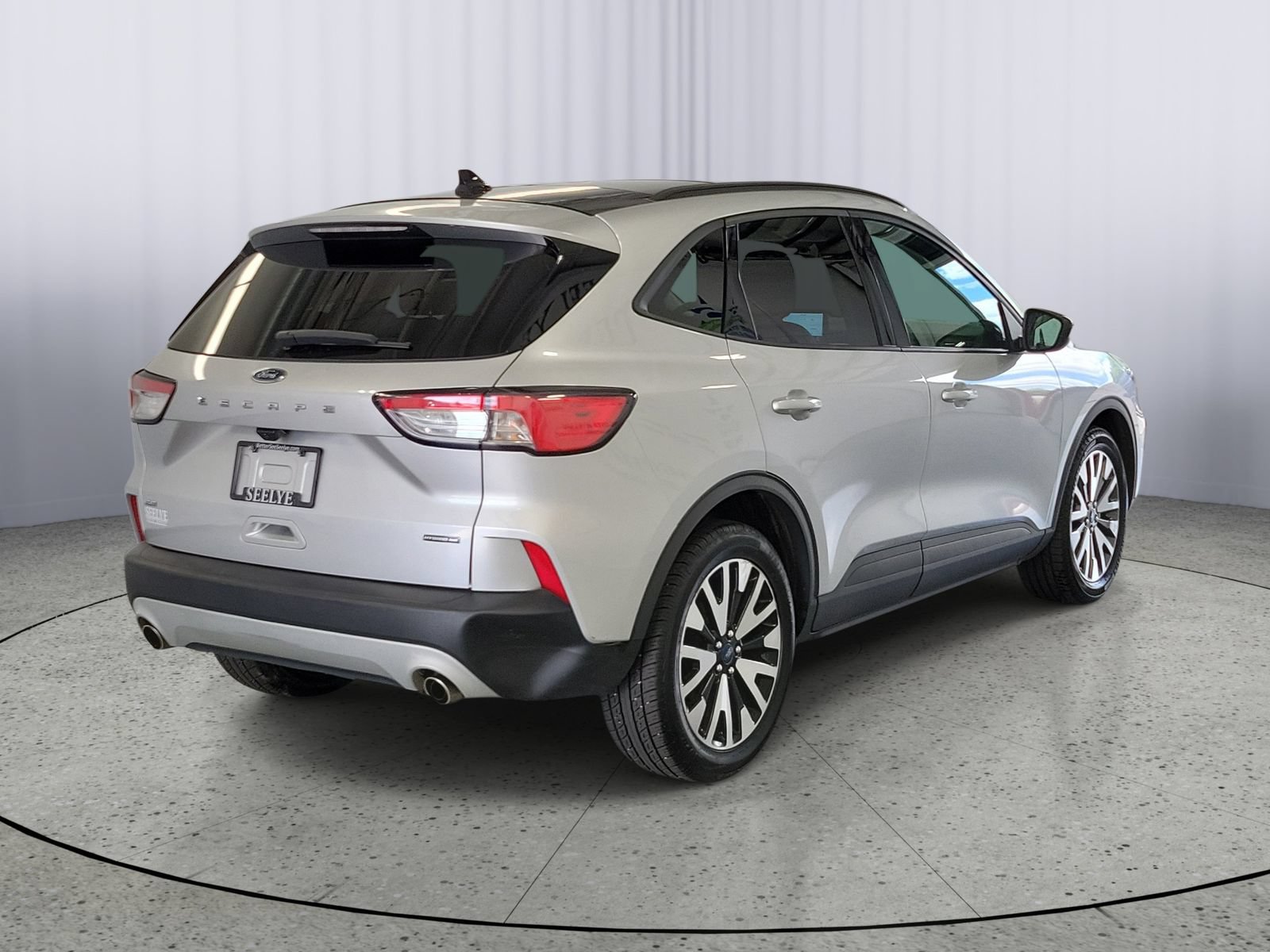 Certified 2020 Ford Escape SE Sport AWD/4WD image 4