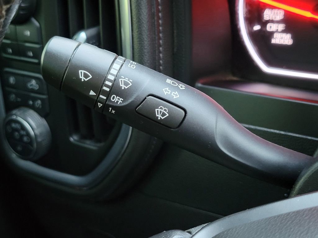 Used 2020 Chevrolet Silverado 1500 LTZ image 30