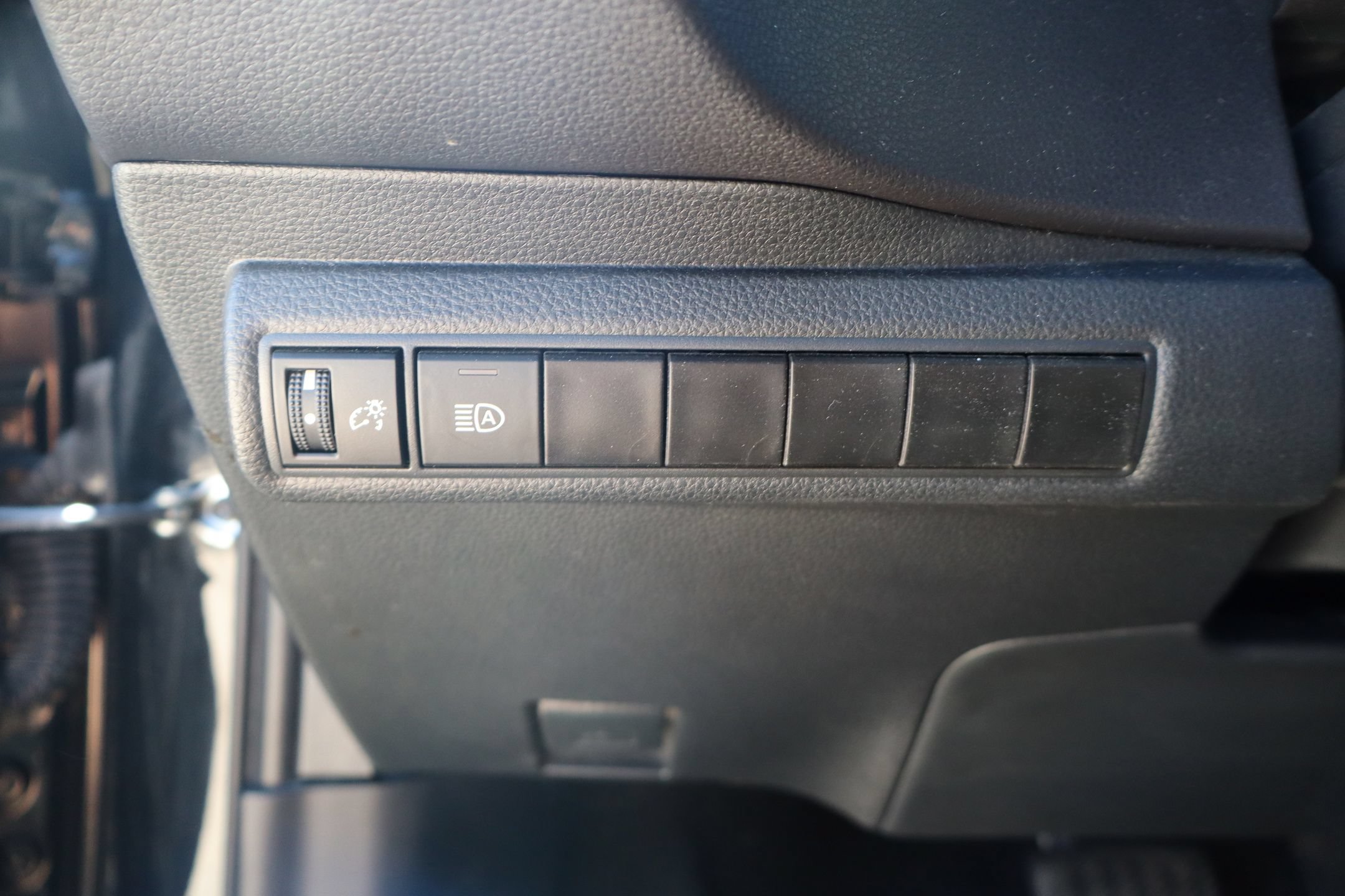 Used 2024 Toyota Corolla SE FWD image 14