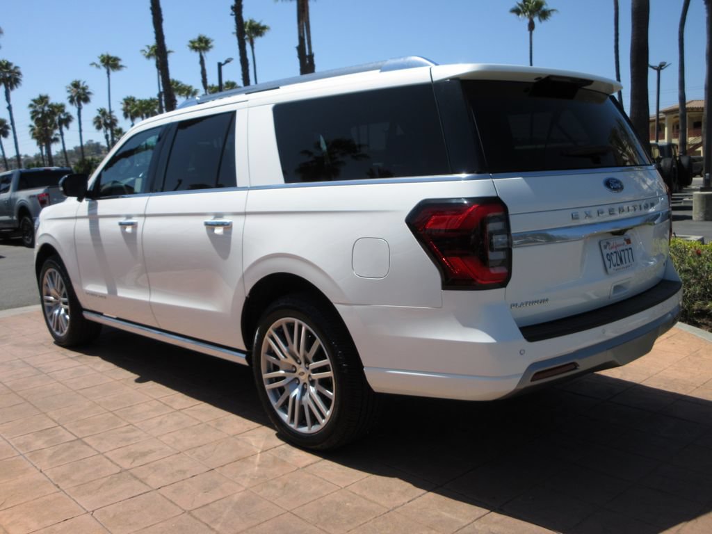 Certified 2022 Ford Expedition Max Platinum AWD/4WD image 2