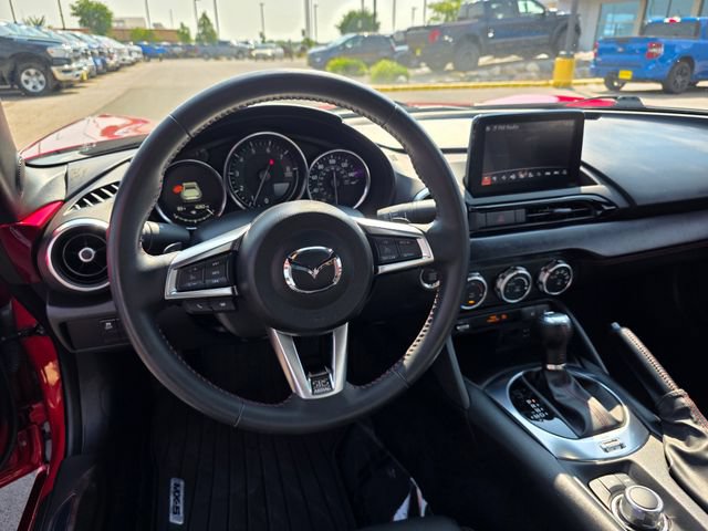 Used 2019 MAZDA MX-5 Miata RF Grand Touring RWD image 14