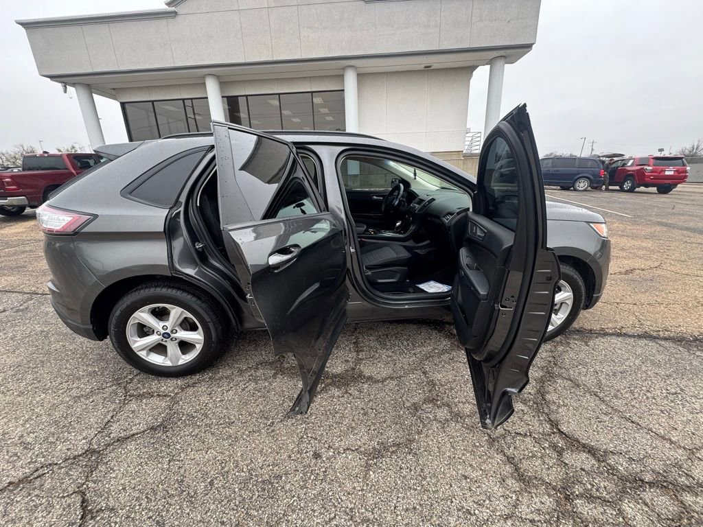 Certified 2018 Ford Edge SE image 8