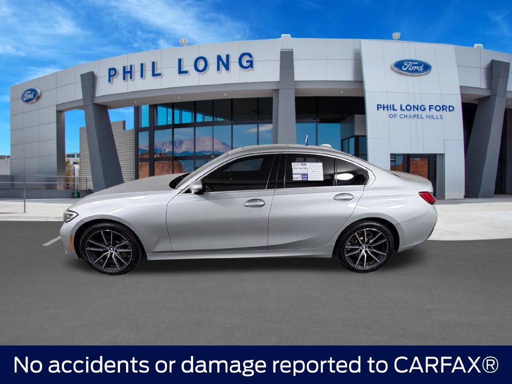 Used 2019 BMW 330i xDrive Sedan w/ Driving Assistance Package AWD/4WD image 2