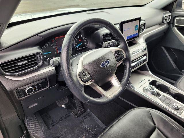 Certified 2023 Ford Explorer XLT w/ Equipment Group 202A AWD/4WD image 9