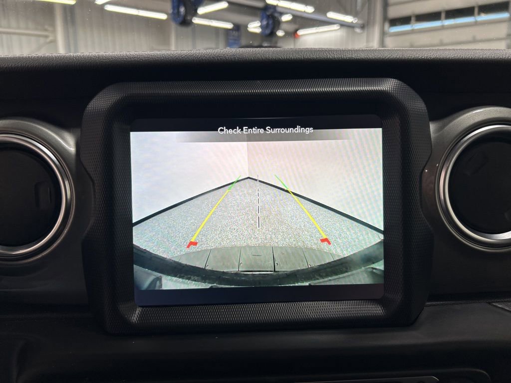 Used 2023 Jeep Wrangler Sahara w/ Cold Weather Group image 20