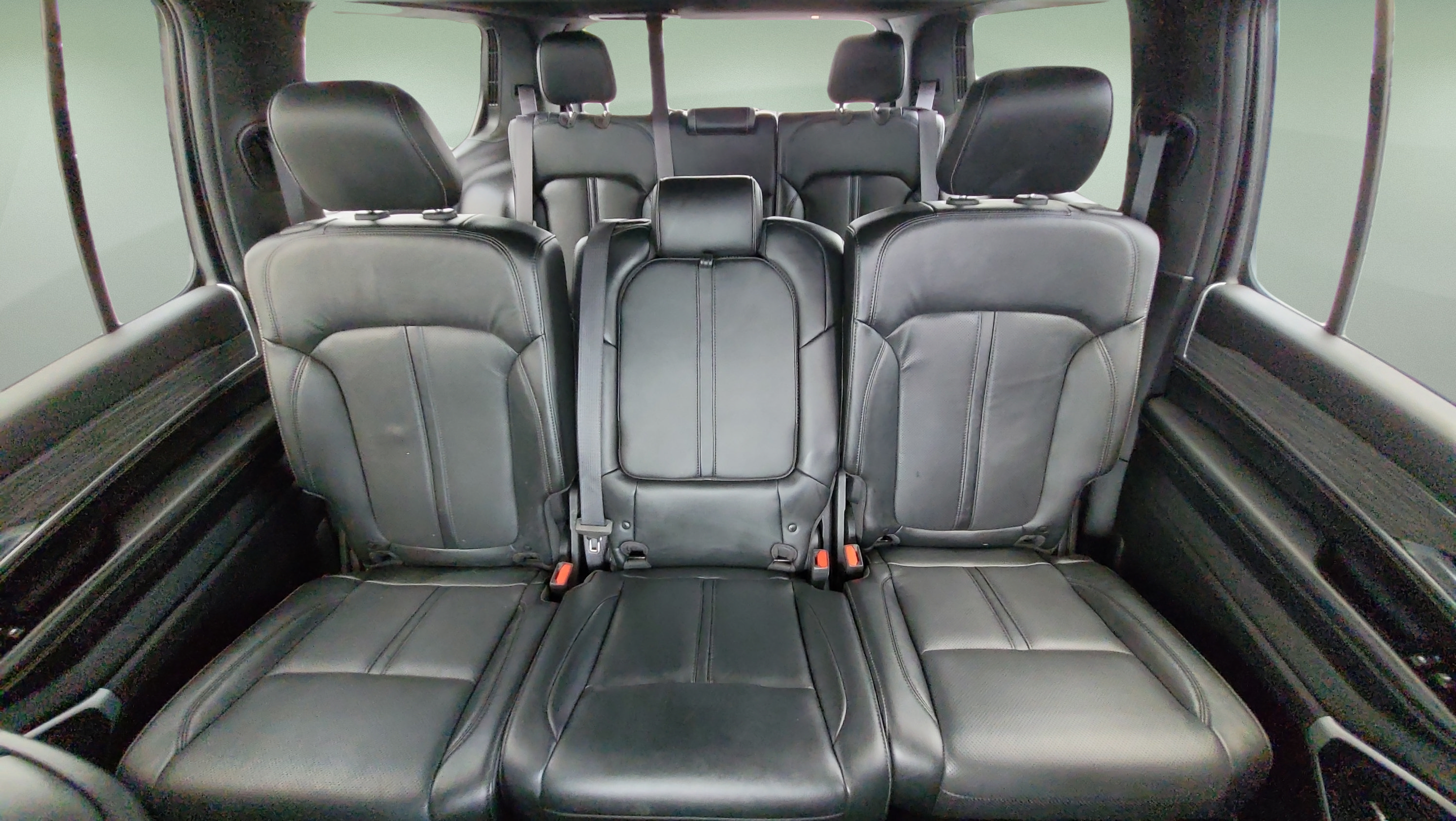 Used 2022 Jeep Wagoneer Series II AWD/4WD image 29
