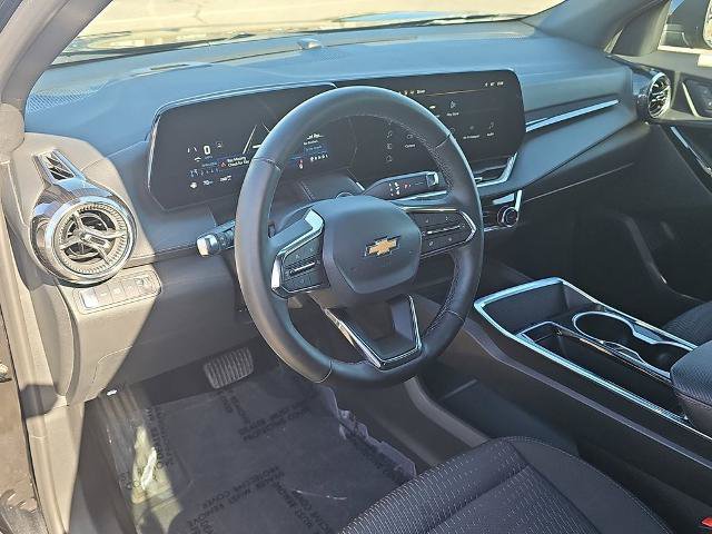 Used 2025 Chevrolet Equinox LT AWD/4WD image 15