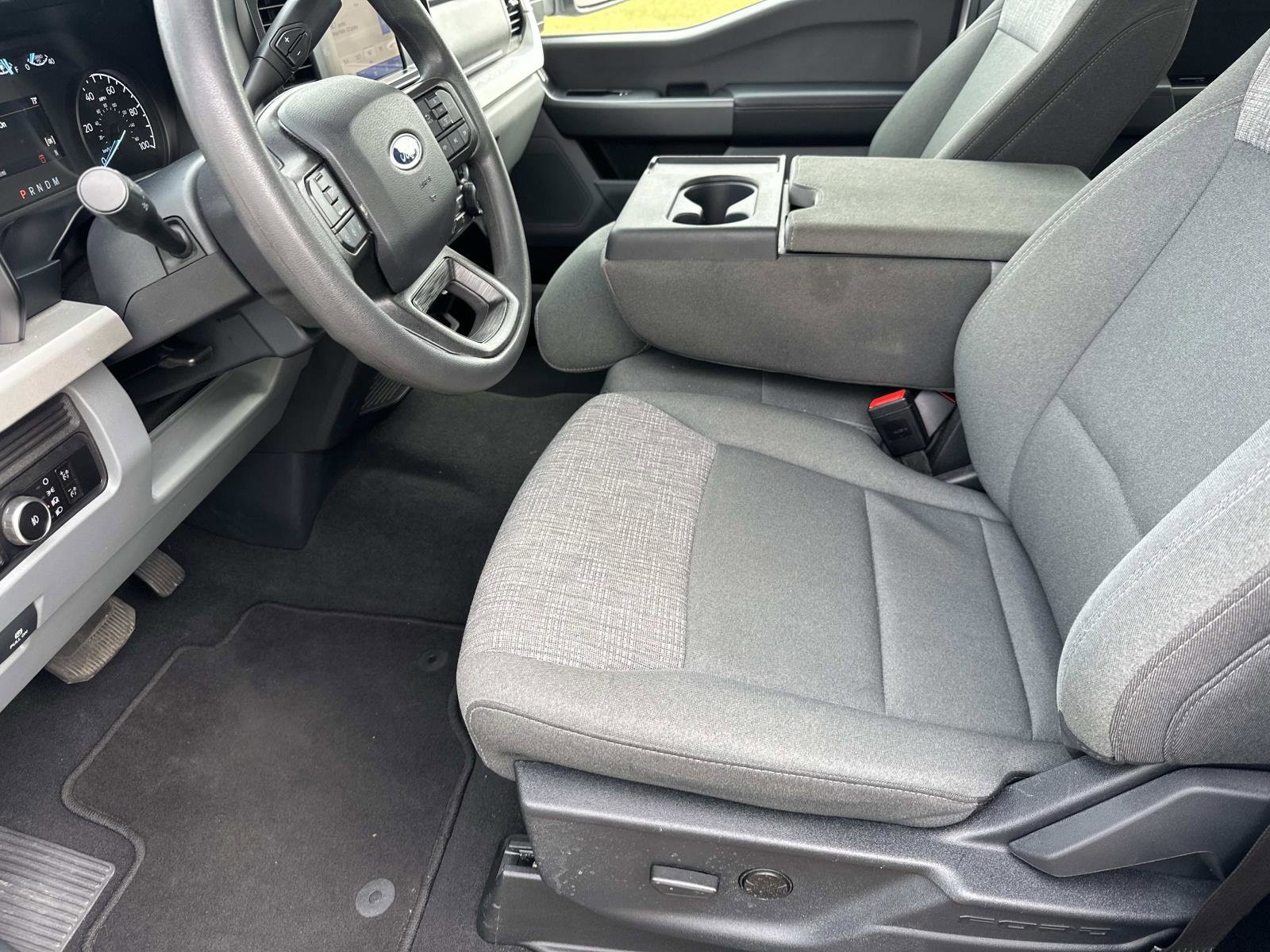 Certified 2025 Ford F250 XLT w/ FX4 Off-Road Package image 12